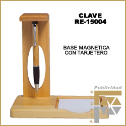 pluma de madera